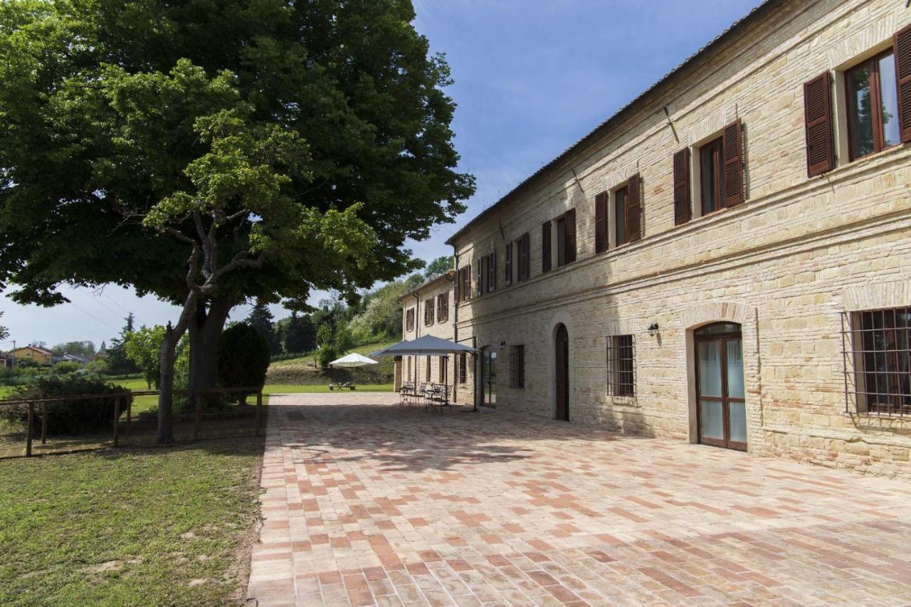 Locanda Di Montegiove Fano Exteriör bild